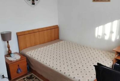 Apartament cu 3 camere semidecomandat în Central - 5