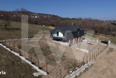 Casă cu 5 camere cu Teren 914 Mp în Central - 12