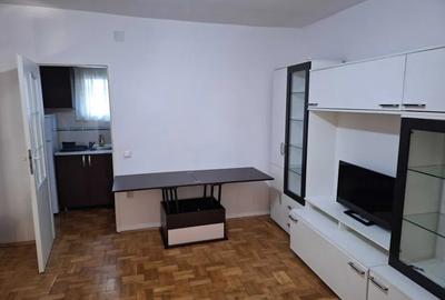 Garsonieră decomandată, mobilată în Între Lacuri - 3