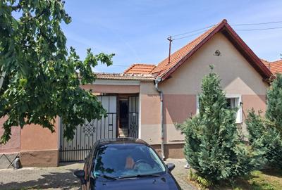 Casă cu 4 camere în Petrești - 7
