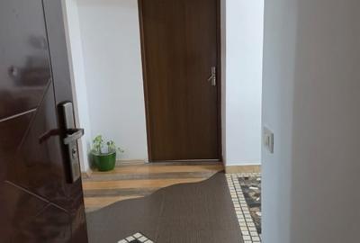 Apartament cu 3 camere decomandat, mobilat în Central - 2