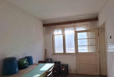 Casă cu 5 camere cu Canalizare în Săcele - 10