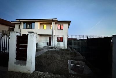 Duplex cu 4 camere cu Teren 233 Mp în Agigea - 2