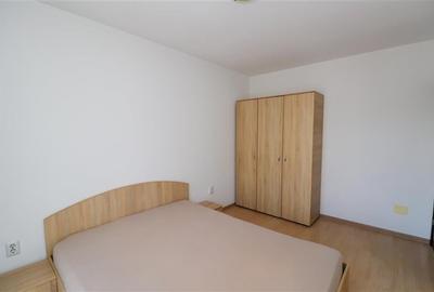 Decomandat,regim vila,mobilat,terasa,loc parcare,aria Coresi,Tractorul,Brasov - 11