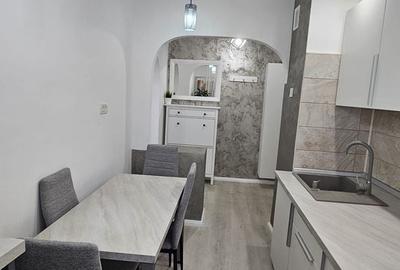 Ap renovat, 2 camere, et. 4/10, zona Ghe. Lazar! - 12