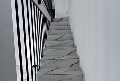 Duplex cu 5 camere cu Canalizare în Moșnița Nouă - 3