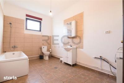 Casă cu 3 camere cu Teren 1184 Mp în Sălard - 4