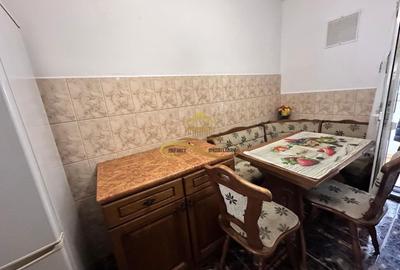 Apartament cu 3 camere decomandat, mobilat în Mioriței - 8