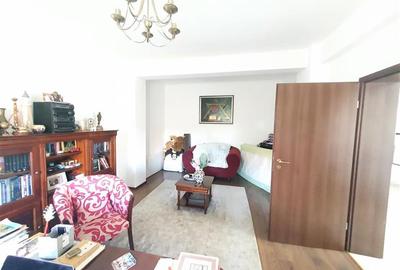 Casă individuală cu 5 camere cu Canalizare în Bucureștii Noi - 17