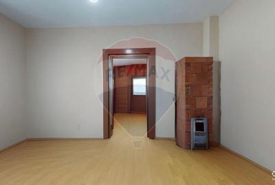 Casă individuală cu 2 camere cu Teren 151 Mp în Central - 3