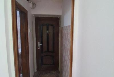 Garsonieră nedecomandată în Micro 14 - 2