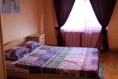 AP 2 CAM VAV PALATUL PARLAMENTULUI, MARRIOT, CENTRALA PROPRIE, BLOC 2001 AP 2 CAM VAV PALATUL PARLAMENTULUI, MARRIOT, CENTRALA PROPRIE, BLOC 2001 - 1