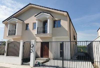 Vila noua 2025 - Design deosebit - 4 Camere - Tomis Nord-Carrefour - 13