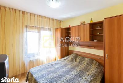 Casă cu Teren 455 Mp în Vultureni - 16