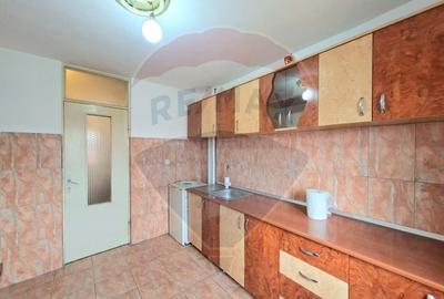 Apartament 3 camere, 96 mp, central, Sebis - exclusiv RE/MAX - 2