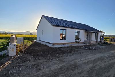 Casă cu 3 camere în Mihai Viteazu - 3