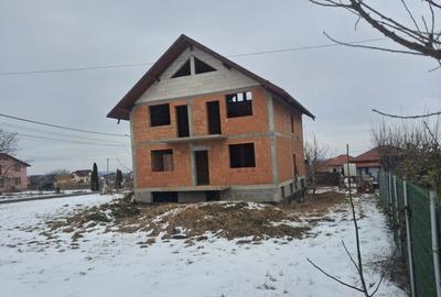 Casă cu 4 camere în Cătămărești - 3