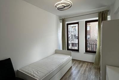 Apartament cu 3 camere, mobilat în Sud - 14