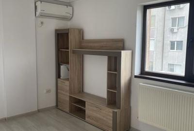 Apartament cu 3 camere decomandat în Central - 2