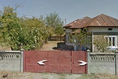 Casa batraneasca cu teren de 2500 mp in sat Branet, comuna Barza - 3