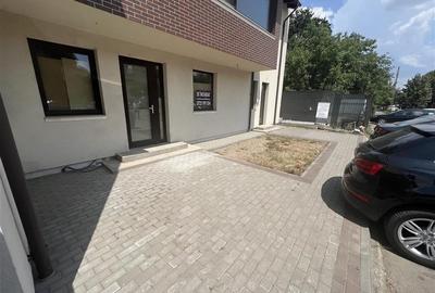 Spatiu comercial, curte, parcare, 2 intrari, zona Scoala 2 - 2