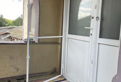 Casă cu 4 camere în Camena