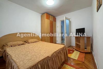 Apartament cu 3 camere decomandat în Progresul