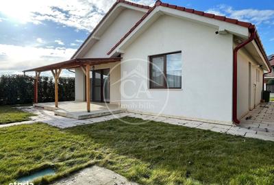 Casă cu 4 camere decomandat în Sântandrei - 3