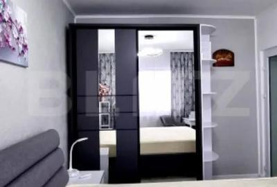 Apartament cu 3 camere decomandat în Micro 4 - 2