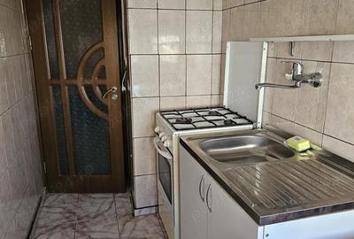 Inchiriez apartament 2 camere Craiovita Noua - 6