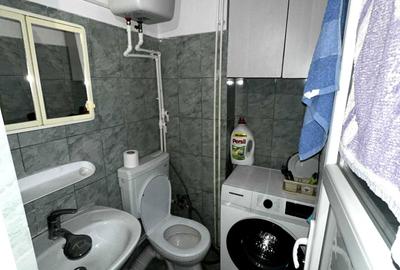 Garsonieră decomandată în UTA - 3