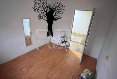 Apartament cu 4 camere semidecomandat în Apusului - 4