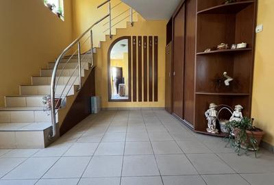 Casă individuală cu 4 camere cu Canalizare în Micro 2 - 9