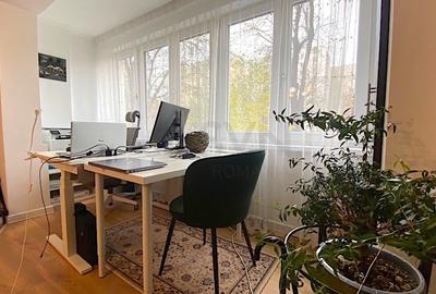 Apartament cu 3 camere semidecomandat, mobilat în Drumul Taberei