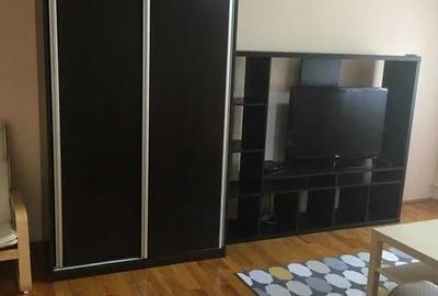 Zona 13 Septembrie-Hotel Marriott-Apartament decomandat 2 camere - 2