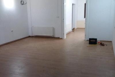 Spațiu comercial, de 65 mp, în Central - 1