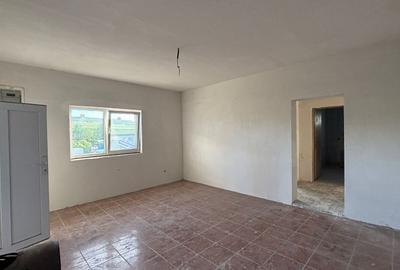Casă individuală cu 5 camere cu Teren 4000 Mp în Petreștii de Jos - 4