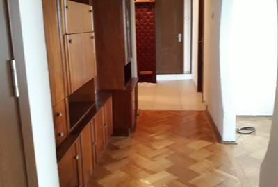 Apartament cu 3 camere decomandat în Pantelimon - 2