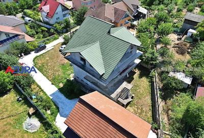 Casă individuală cu 10 camere cu Canalizare în Găvana 3 - 10