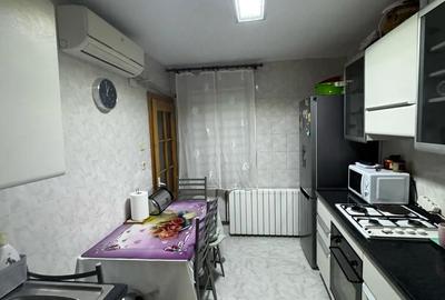 Apartament cu 3 camere decomandat în Central - 4