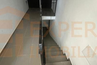 Apartament cu 4 camere în Central - 11
