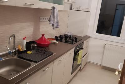 Apartament cu 2 camere nedecomandat, mobilat în Brașovul Vechi - 2