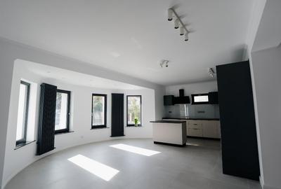 Casă individuală cu 7 camere cu Canalizare în Pipera - 12