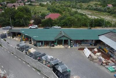 Spatiu comercial si teren - 2
