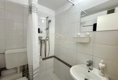 Studio *Mobilat Complet* // Victoriei - 10