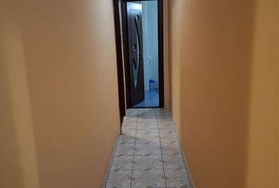 Apartament cu 3 camere semidecomandat în Mioriței - 2