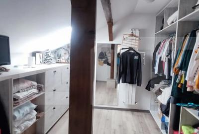 Casă cu 4 camere în 1 Decembrie - 14