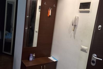 Garsonieră decomandată în Străulești