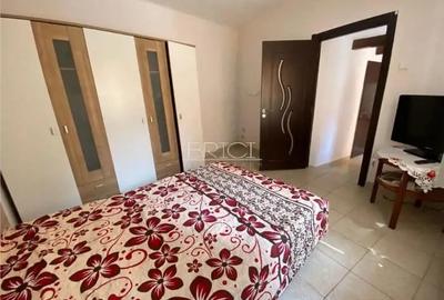 Inchiriez garsoniera central la casa - 1