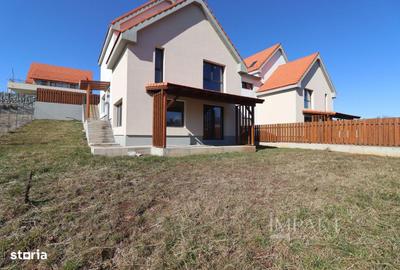 Casă cu 6 camere cu Teren 523 Mp în Florești